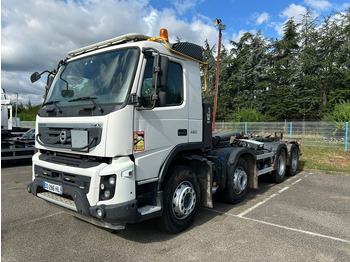 Kotalni prekucni tovornjak VOLVO FMX