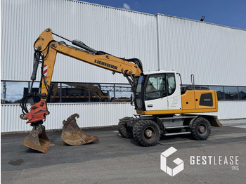 Bager na kolesih LIEBHERR