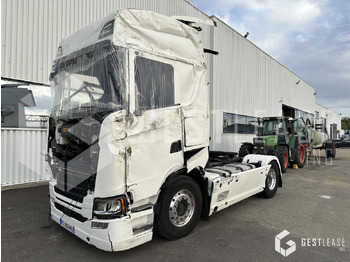 Vlačilec SCANIA S 500