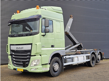 Kotalni prekucni tovornjak DAF XF 460