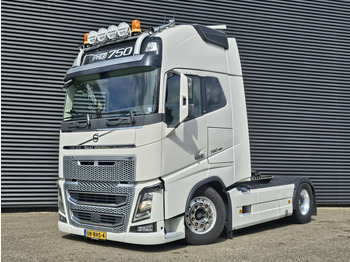 Vlačilec VOLVO FH16 750