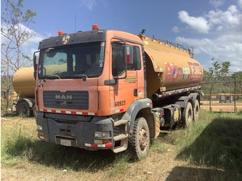 Tovornjak cisterna MAN