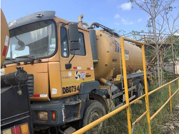 Tovornjak cisterna MAN 33.364