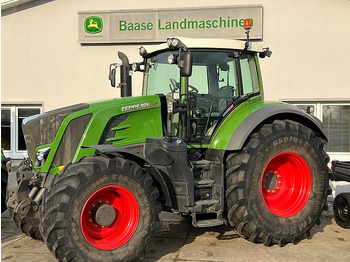 Traktor FENDT 826 Vario