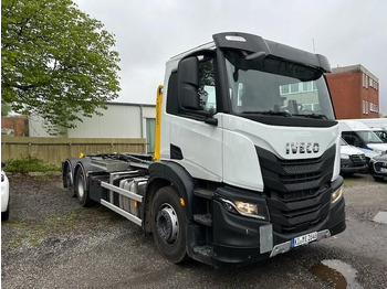 Tovornjak prekucnik IVECO X-WAY