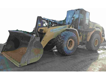 Kolesni nakladalec NEW HOLLAND W270