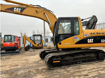 Bager goseničar Caterpillar 320C: slika 2