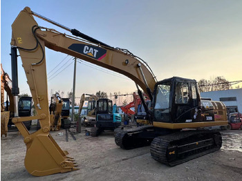 Bager goseničar CATERPILLAR 320D