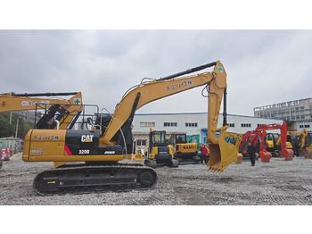 Bager goseničar CATERPILLAR 320D