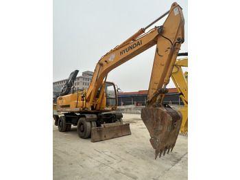 Bager HYUNDAI R210