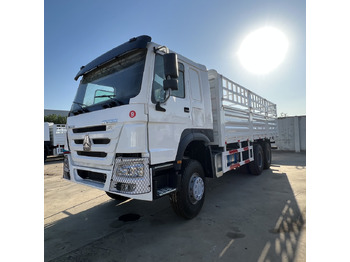 Tovornjak s kesonom SINOTRUK HOWO