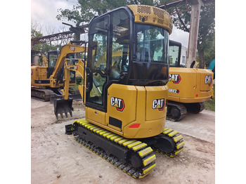 Mini bager CATERPILLAR 302