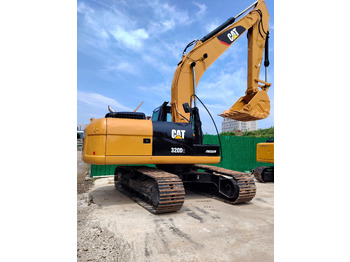 Bager goseničar CATERPILLAR 320D2