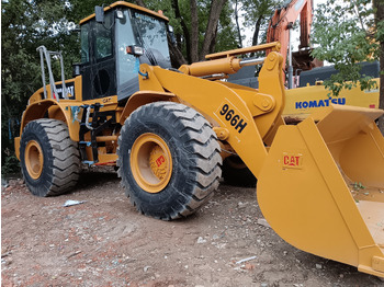 Kolesni nakladalec CATERPILLAR 966H