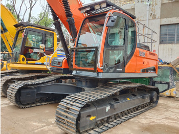 Bager goseničar DOOSAN DX300LC-9C