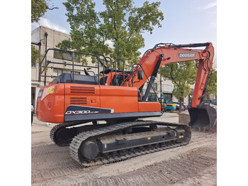 Bager goseničar DOOSAN DX300LC-9C