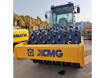 Cestni valjar XCMG XS223J