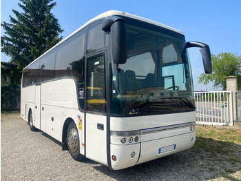 Potovalni avtobus VAN HOOL