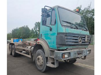 Kotalni prekucni tovornjak MERCEDES-BENZ SK 2527