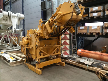 Paletno dvigalo LIEBHERR