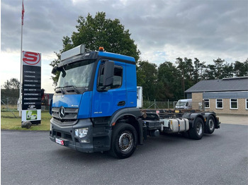 Komunalni tovornjak MERCEDES-BENZ Antos 2546