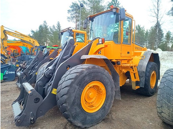 Kolesni nakladalec VOLVO L120E