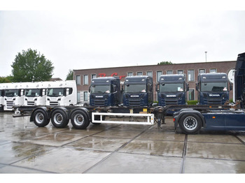 Kontejnerska polprikolica/ Polprikolica z zamenljivim tovoriščem KRONE SDC