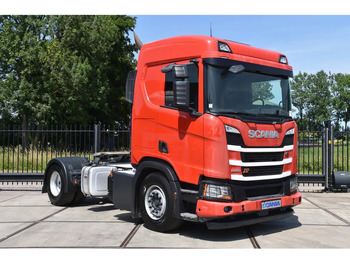 Vlačilec SCANIA R 410