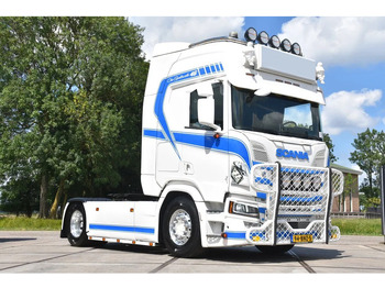 Vlačilec SCANIA R 450