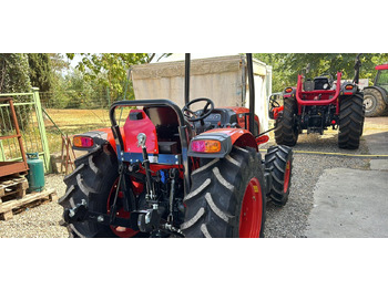 Nov Traktor Kioti: slika 2