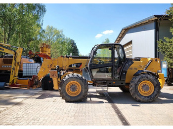 Teleskopski viličar CATERPILLAR TH