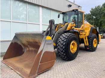 Kolesni nakladalec VOLVO L180H