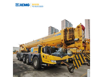 Avtodvigalo za vse namene XCMG XCA260