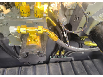 Asfaltni finišer XCMG official used asphalt paver RP905IV Concrete machine: slika 3