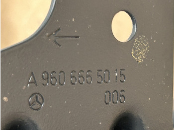 Nov Karoserija in zunanjost MERCEDES MOUNTING STEERING STEP SUPPORT AROCS ACTROS MP4 MP5: slika 5