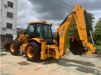 Bager nakladalec JCB 3CX