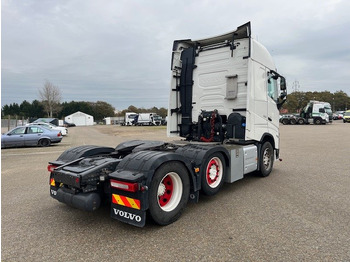 Vlačilec Volvo FH500TC 6x2: slika 3