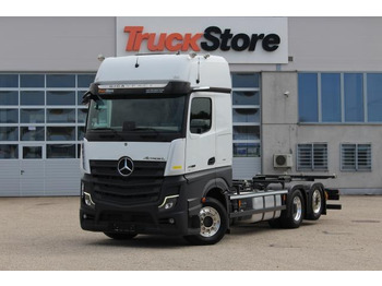 Kontejnerski tovornjak/ Tovornjak z zamenljivim tovoriščem MERCEDES-BENZ Actros