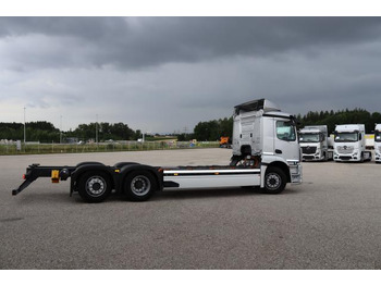 Tovornjak-šasija Mercedes-Benz eActros 400 L: slika 4