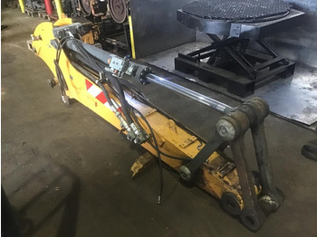 Priključek LIEBHERR