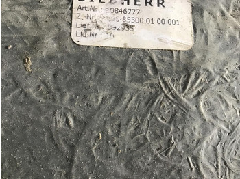 Pokrov motorja LIEBHERR