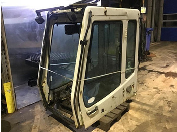 Kabina in notranjost LIEBHERR