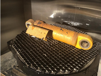 Hidravlični cilinder LIEBHERR