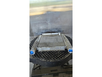 Vmesni hladilnik LIEBHERR