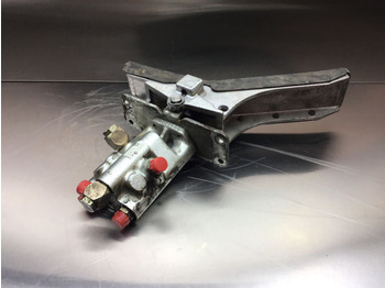 Pedal Liebherr Pilot Control Unit: slika 2 Pedal Liebherr Pilot Control Unit: slika 2