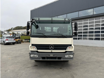 MERCEDES Atego 1329 4x2 Hiab 088-2 lizing MERCEDES Atego 1329 4x2 Hiab 088-2: slika 3