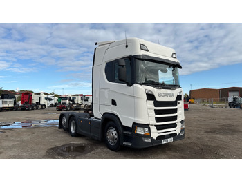 Vlačilec SCANIA S 500