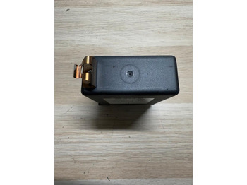 ECU Mercedes Actros MP4 Reifendruckkontrolle Steuergerät A0004461637: slika 4
