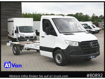 Tovornjak-šasija MERCEDES-BENZ Sprinter 317