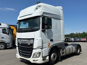Vlačilec DAF XF 460